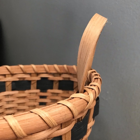 Vintage Basket - Picture 16 of 16